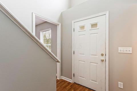 345 Pinecrest Ct, Delaware, OH 43015 photo 2