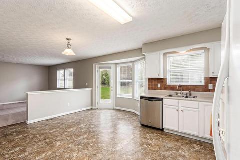 345 Pinecrest Ct, Delaware, OH 43015 photo 9