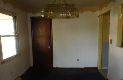 882 Pierce Ave, Columbus, OH 43213 photo 6