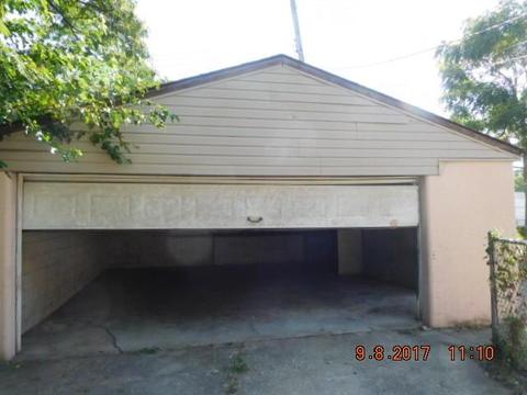 882 Pierce Ave, Columbus, OH 43213 photo 2