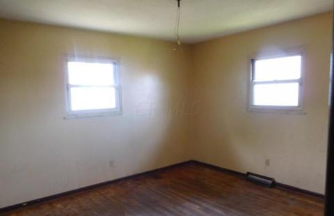 882 Pierce Ave, Columbus, OH 43213 photo 7