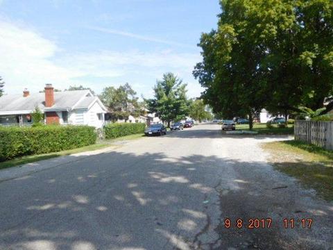 882 Pierce Ave, Columbus, OH 43213 photo 18