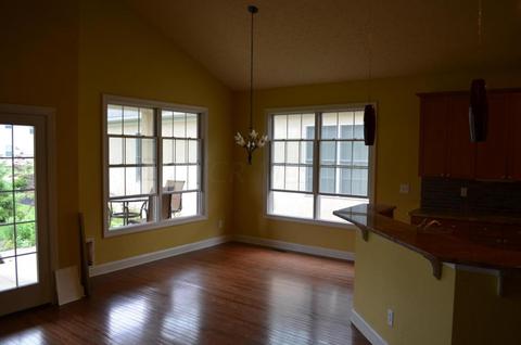 7833 Breen Cir, Dublin, OH 43016 photo 4