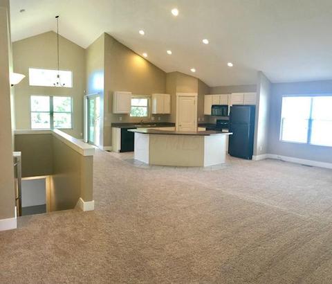 301 Woods Edge Loop, Pataskala, OH 43062 photo 7