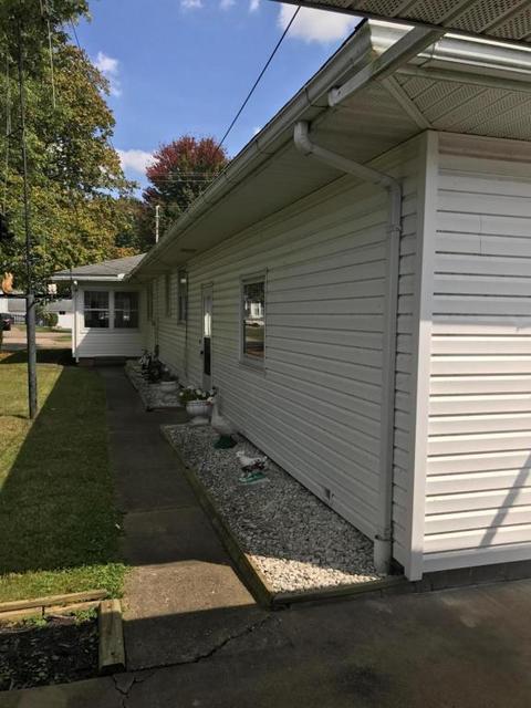 1317 Main St, Dresden, OH 43821 photo 5