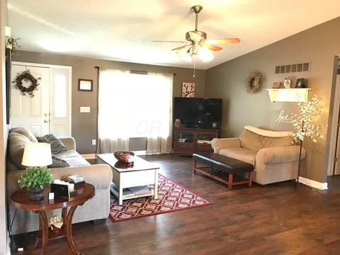 1820 Cedar Cir, Heath, OH 43056 photo 11