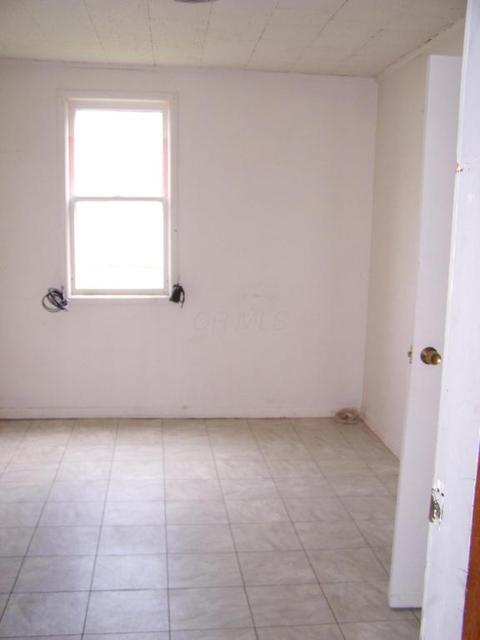 1121 E Walnut St, Lancaster, OH 43130 photo 5