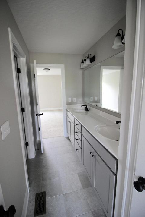 856 Clear Brook Ln, Delaware, OH 43015 photo 15