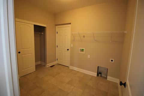 856 Clear Brook Ln, Delaware, OH 43015 photo 5