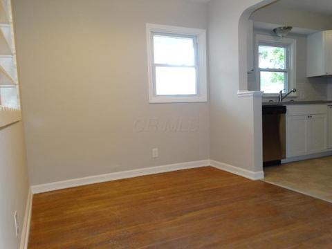 438 E 5th Ave, Lancaster, OH 43130 photo 10