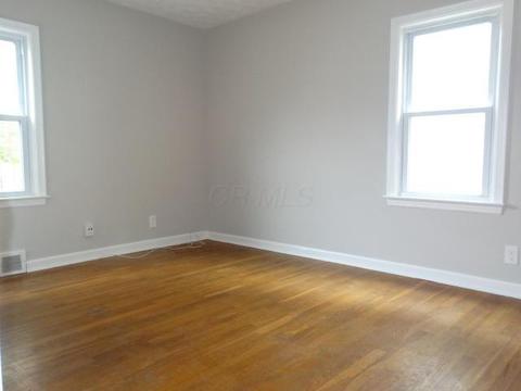 438 E 5th Ave, Lancaster, OH 43130 photo 12