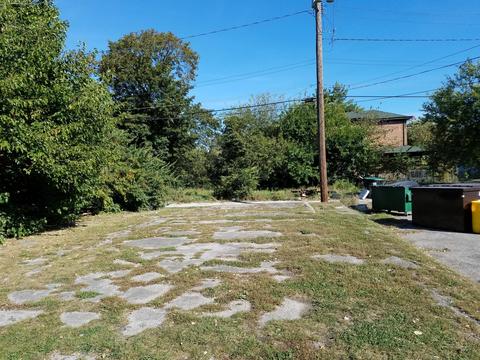1386 E Main St, Columbus, OH 43205 photo 4