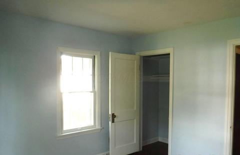 146 Pleasant St, Circleville, OH 43113 photo 10