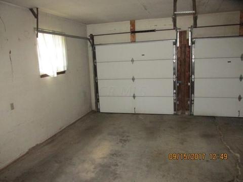 3760 Klibreck Dr, Columbus, OH 43228 photo 6