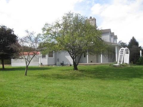 150 Irving Wick Dr E, Heath, OH 43056 photo 2