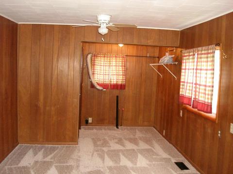 208 State St, Edison, OH 43320 photo 6