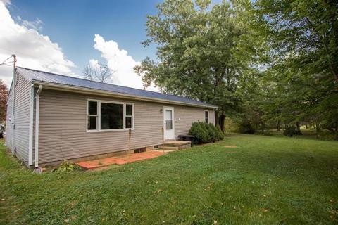 6175 Moorefield Rd, Springfield, OH 45502 photo 2
