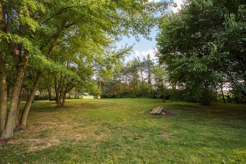 6175 Moorefield Rd, Springfield, OH 45502 photo 4