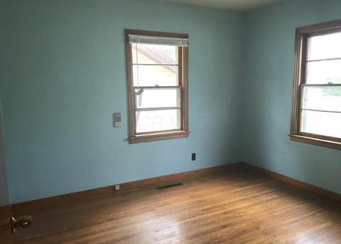 144 Town St, Circleville, OH 43113 photo 9