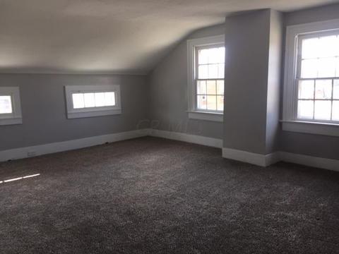 116 E Water St, Circleville, OH 43113 photo 8
