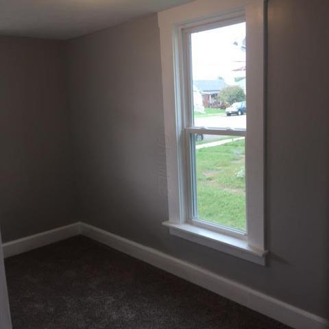 958 S Pickaway St, Circleville, OH 43113 photo 3