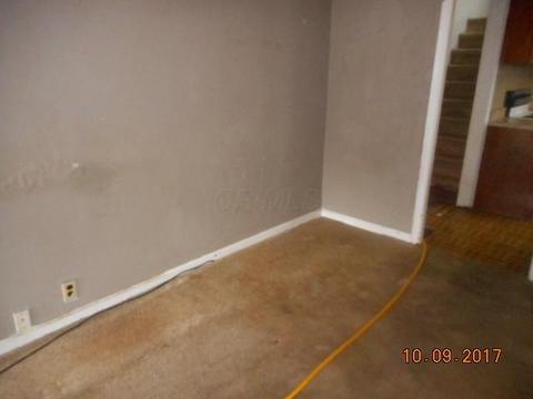 876 Pierce Ave, Columbus, OH 43213 photo 5