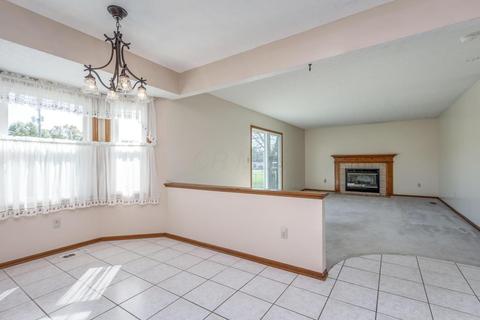 176 S Fork Cir, Pataskala, OH 43062 photo 3
