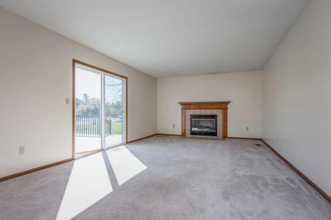 176 S Fork Cir, Pataskala, OH 43062 photo 4