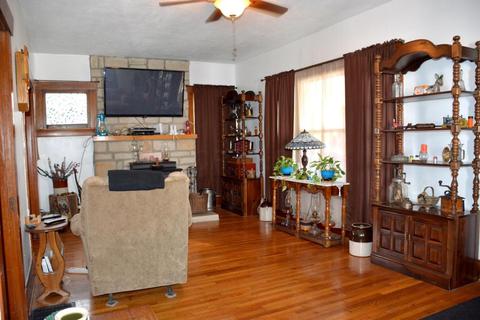 111 E Main St, Mount Sterling, OH 43143 photo 7
