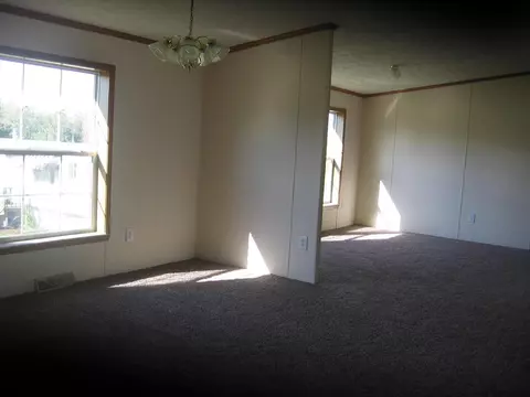 12022 Walnut St, Adelphi, OH 43101 photo 4
