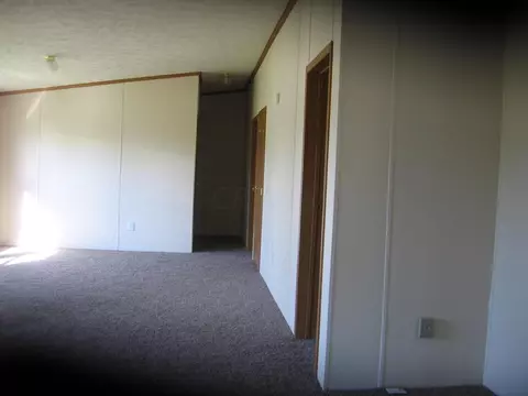 12022 Walnut St, Adelphi, OH 43101 photo 10