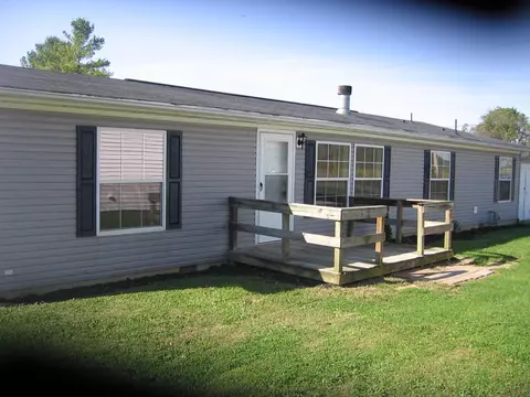 12022 Walnut St, Adelphi, OH 43101 photo 1