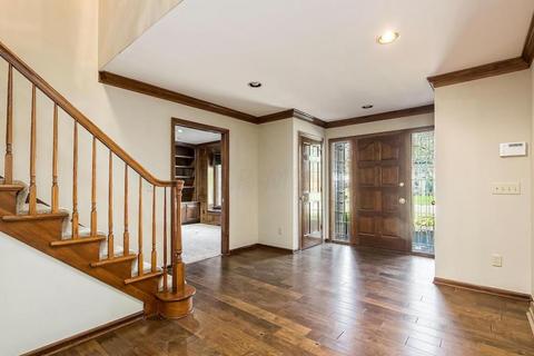 6475 Deeside Dr, Dublin, OH 43017 photo 2