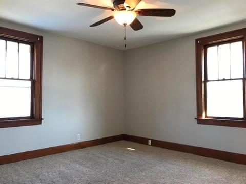 390 E Main St, Logan, OH 43138 photo 33