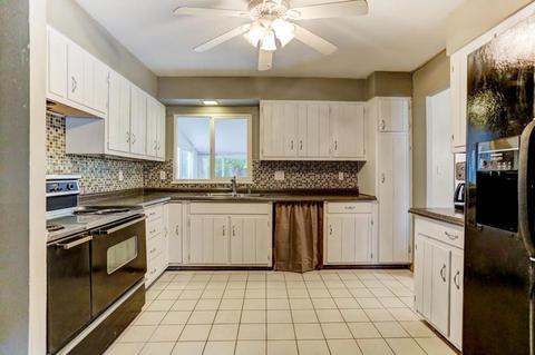 1519 Brookhollow Dr, Springfield, OH 45504 photo 17