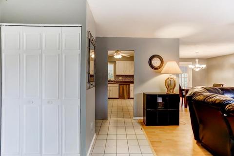 1519 Brookhollow Dr, Springfield, OH 45504 photo 11