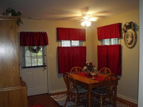 484 Stella Ave, Circleville, OH 43113 photo 5
