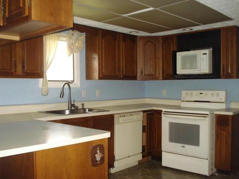 2912 S Burnett Rd, Springfield, OH 45505 photo 5