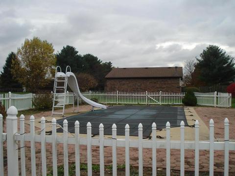 2912 S Burnett Rd, Springfield, OH 45505 photo 2