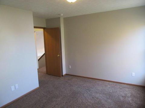 1014 Robmeyer Dr, Columbus, OH 43207 photo 21