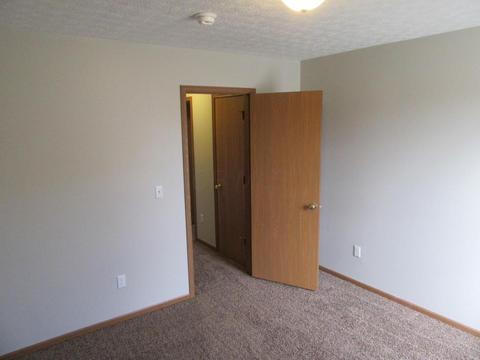 1014 Robmeyer Dr, Columbus, OH 43207 photo 24