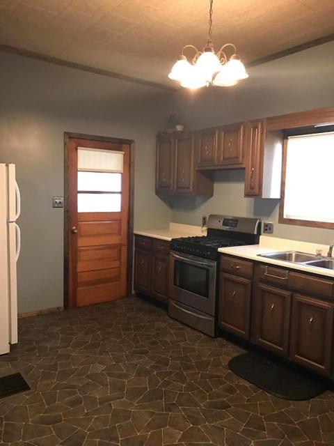 199 S Walnut St, Logan, OH 43138 photo 9
