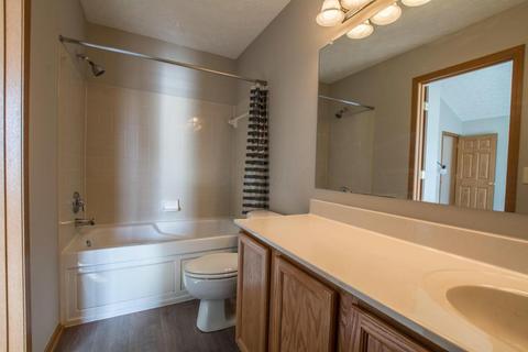 6128 Nasby Dr, Galloway, OH 43119 photo 12