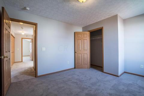6128 Nasby Dr, Galloway, OH 43119 photo 17
