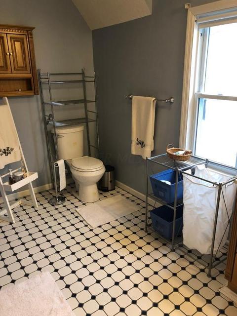 305 E Franklin St, Circleville, OH 43113 photo 10