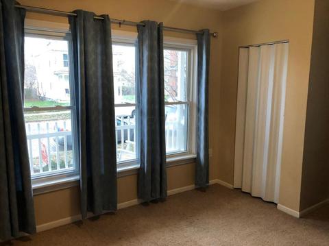 305 E Franklin St, Circleville, OH 43113 photo 5