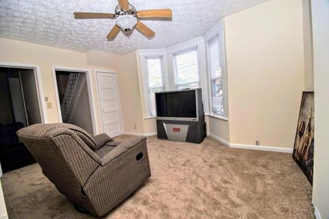 321 E 17th Ave, Columbus, OH 43201 photo 3