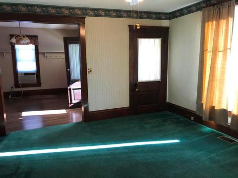 98 E 6th St, Fredericktown, OH 43019 photo 4