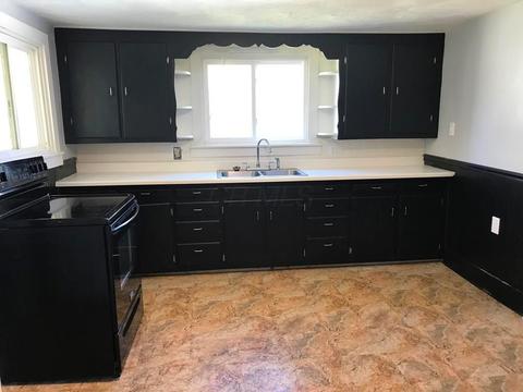 98 E 6th St, Fredericktown, OH 43019 photo 3