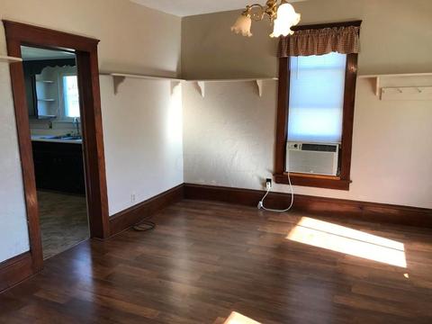 98 E 6th St, Fredericktown, OH 43019 photo 5